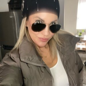 Meet your Posher, Michaelene